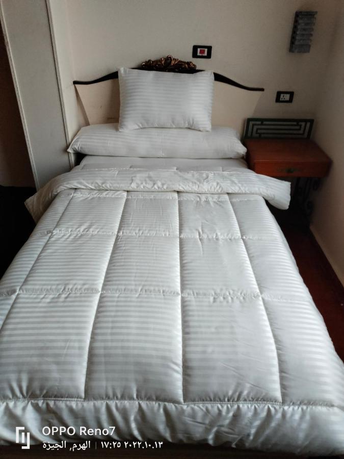 Hostel View Pyramids 카이로 외부 사진